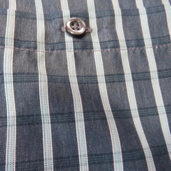GNW Great Northwest Stripe Shirt Mens M Blue Gray Button Up Short Sleeve - Picture 2 of 7